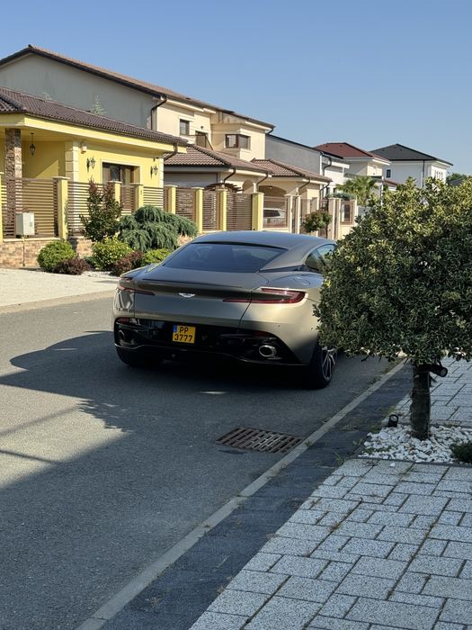 Aston martin DB11 V12 740CP variante