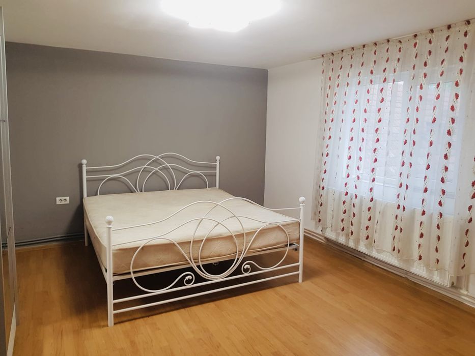 Cladire cu 6 apartamente Lipova Soimos Dn7