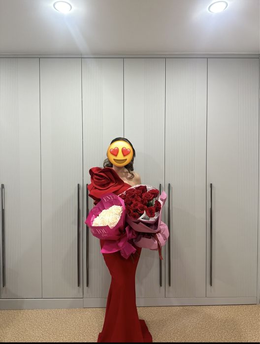 Платье продам