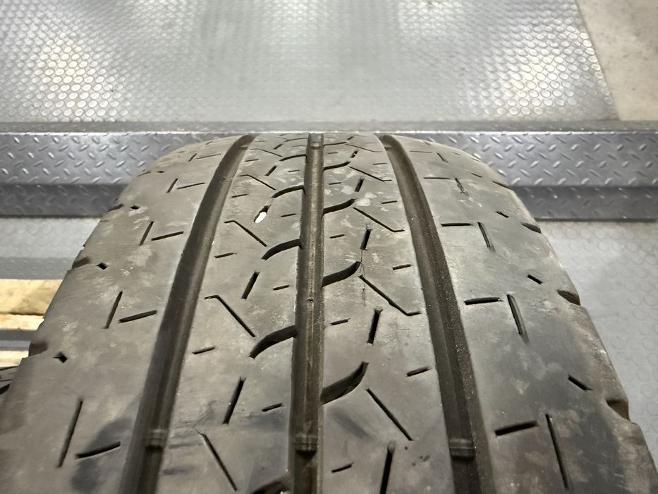 4бр. Отлични Товарни Гуми 215/70R/15C -BRIDGESTONE-DOT:0117- 8.3м+6.1м