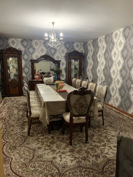 Toshkent Shahar chetida Nazarbekda uy sotiladi 
6сотих 7 хона 2 та сан