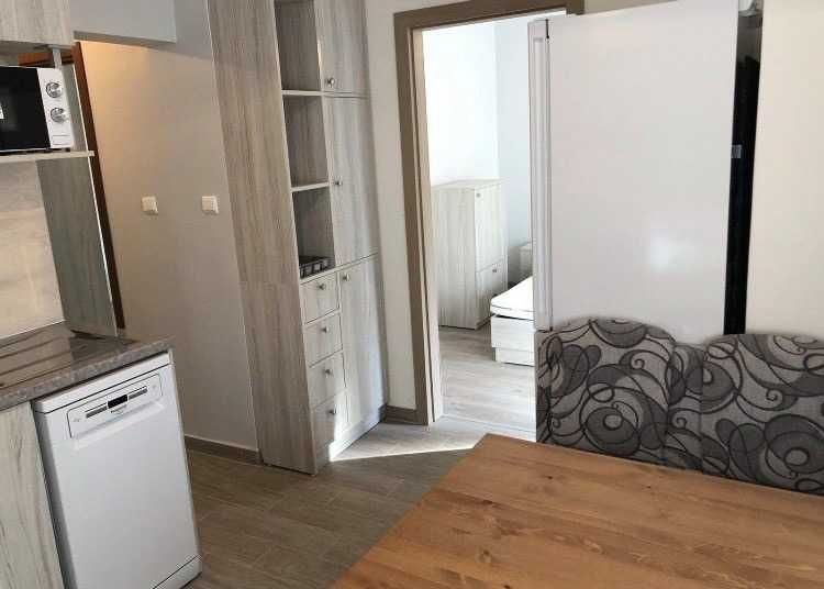 Дава се под наем Двустаен апартамент в София, Бояна - 52 кв.м за 423.81 € - Снимка #2