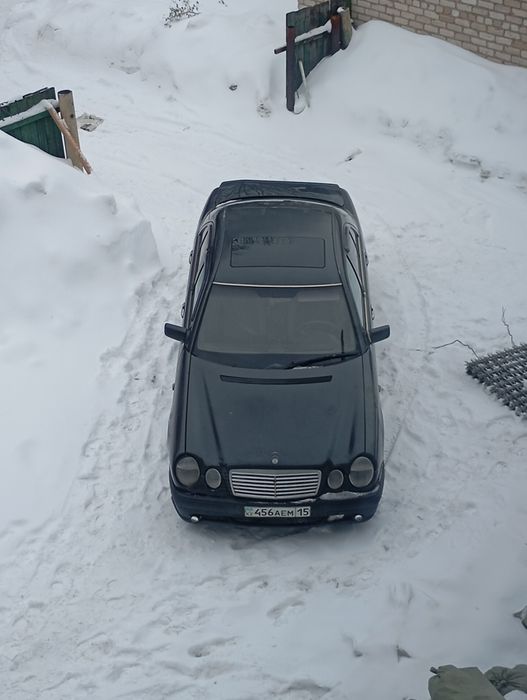 Срочно продам Мерседес 210