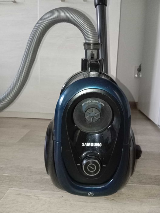 Продам пылесос Самсунг