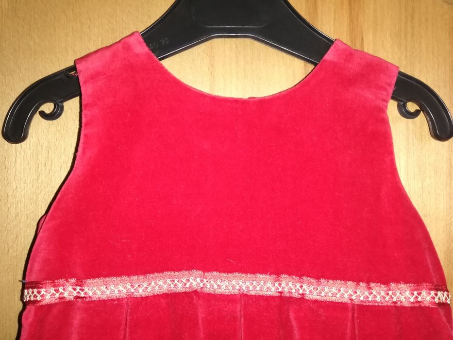 Rochie catifea rosie+body fetita 1 an