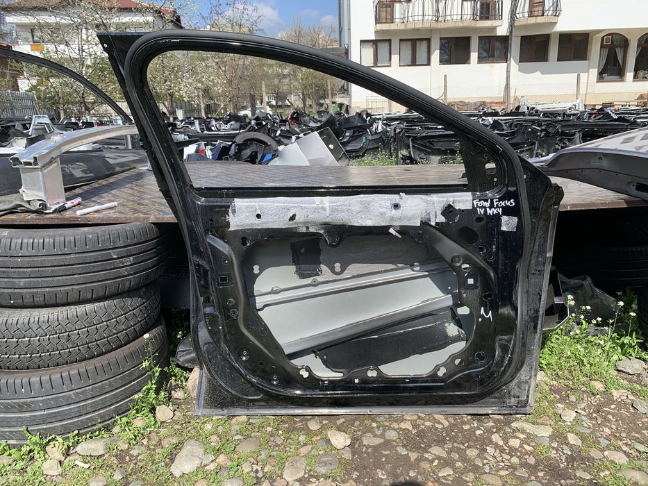 Врата Ford Focus MK4