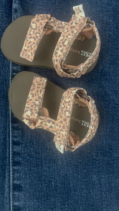 Сандали 6-12 месяцев