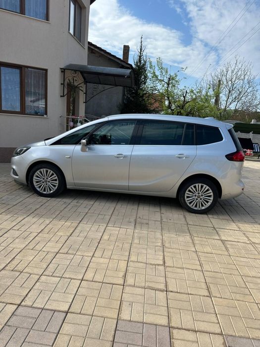 Opel Zamfira 2018