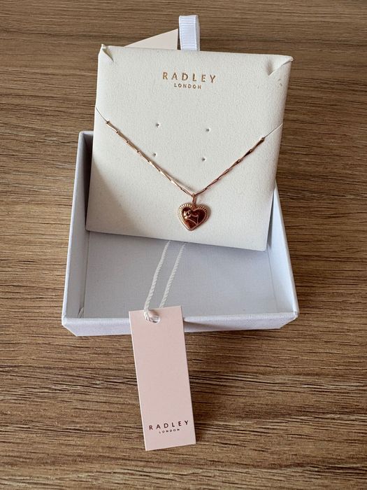 Нова гривна Radley