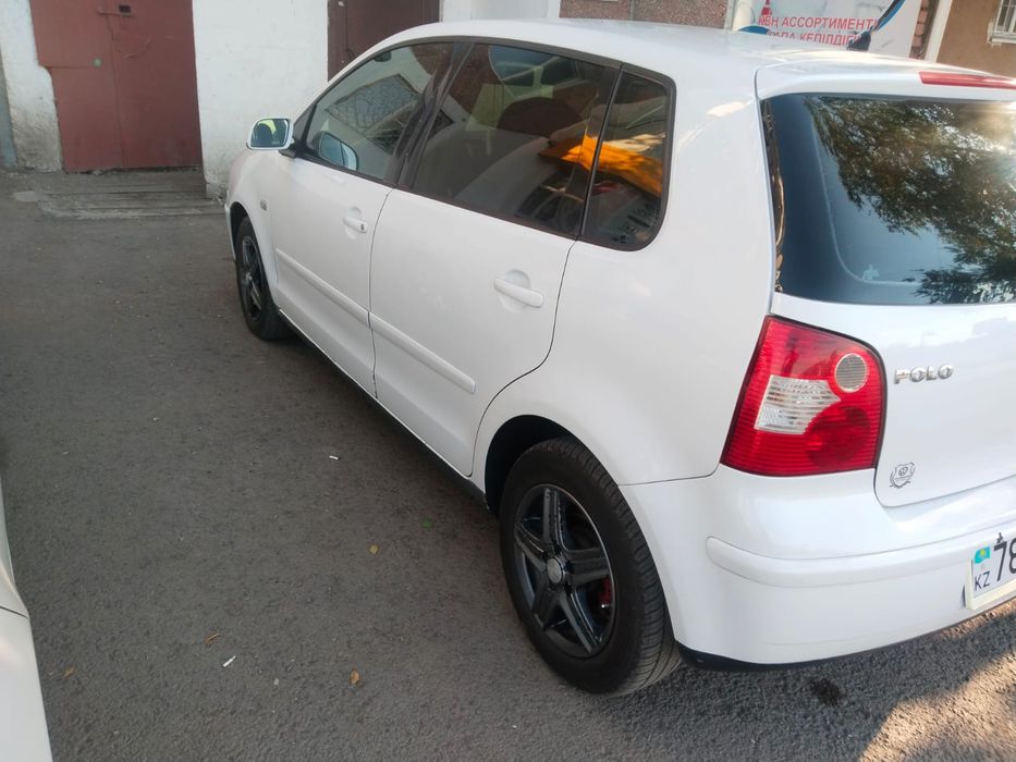 Продам машину фольсваген поло