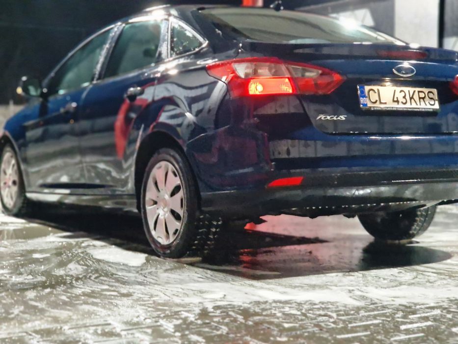 FORD Focus 2013 — imagine 4