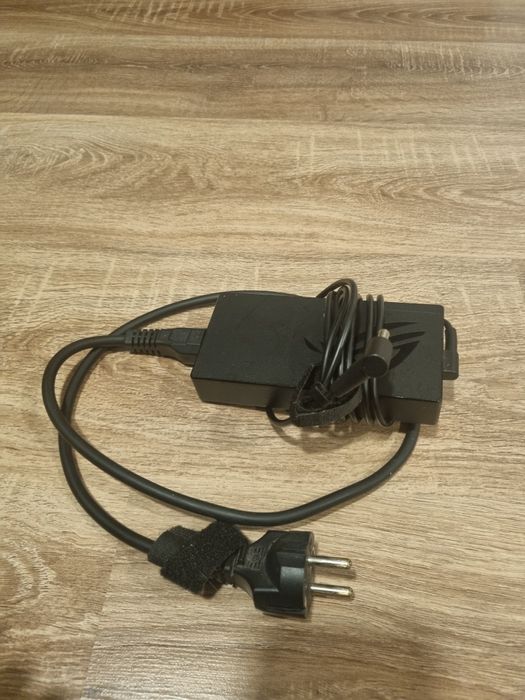 Asus ROG Zephyrus G14 - Defect/Pentru piese