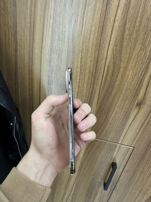 Iphone 17 Air gold 256 gb 100% 131 sikl