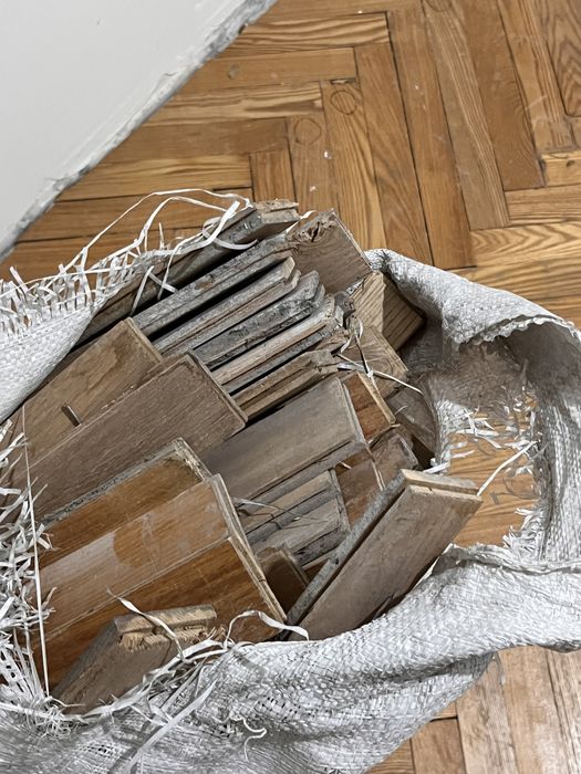 паркет 40 х 5 см дуб дрова