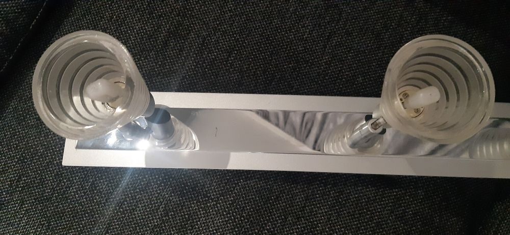 Линеен спот за таван