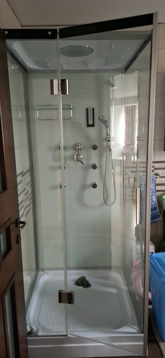 Vând Cabină de duș.