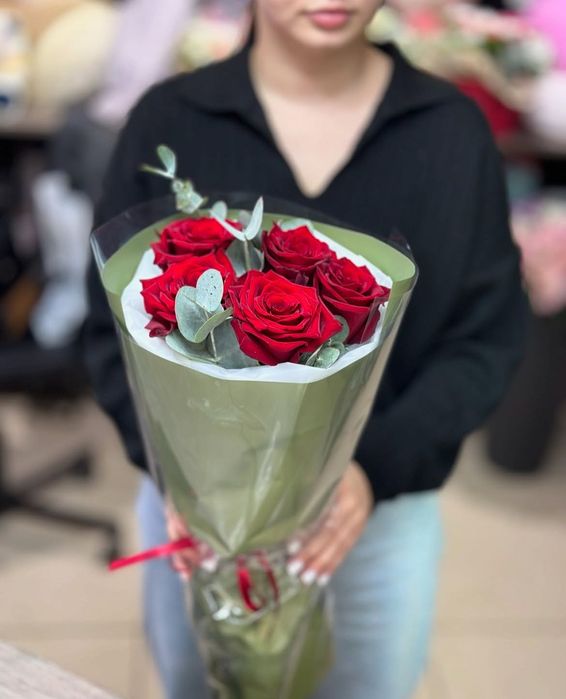 Цветы розы доставка