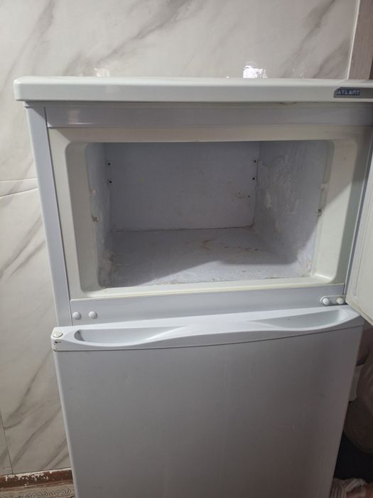 Продам холодильник