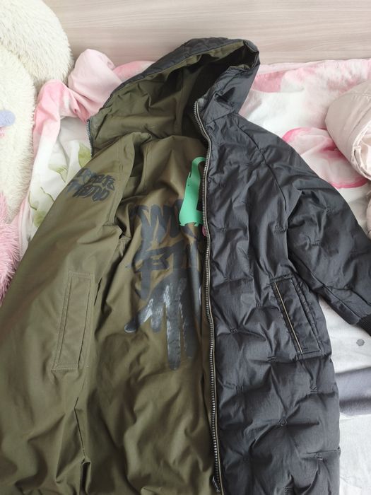 Продам куртки на девочку