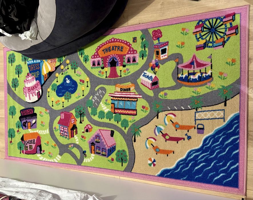 Детски килим 180/120