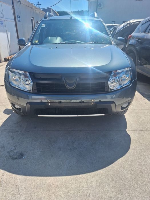 Dezmembram Dacia Duster 1.5 dci euro 5 4x4 4x2 manuala 6+1 trepte