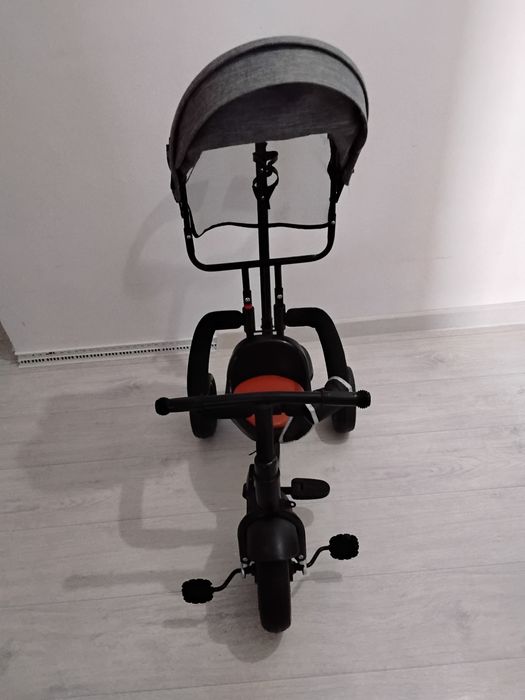 Велосипед трёх колёсный