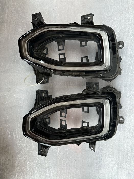 Leduri bară stânga dreapta vw t roc.cod:2ga941056.2ga941055.