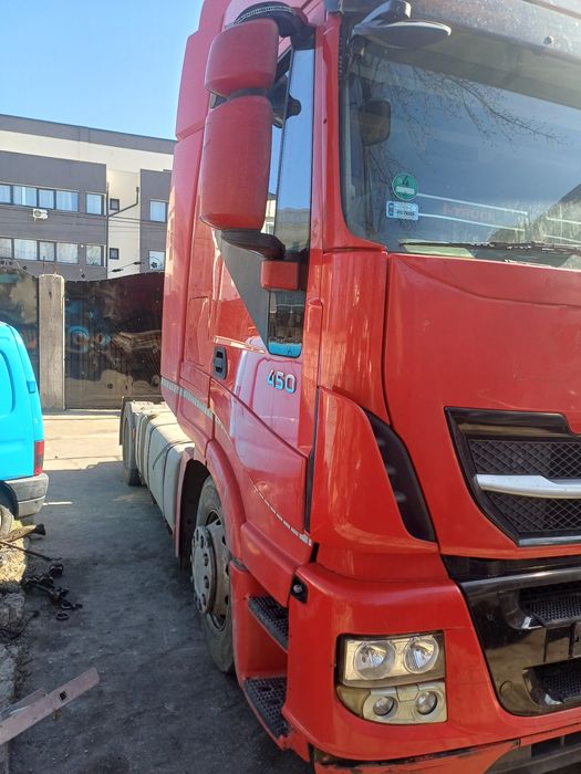 Dezmembrez iveco stralis 450 euro5cutie manual mai multe detalii la