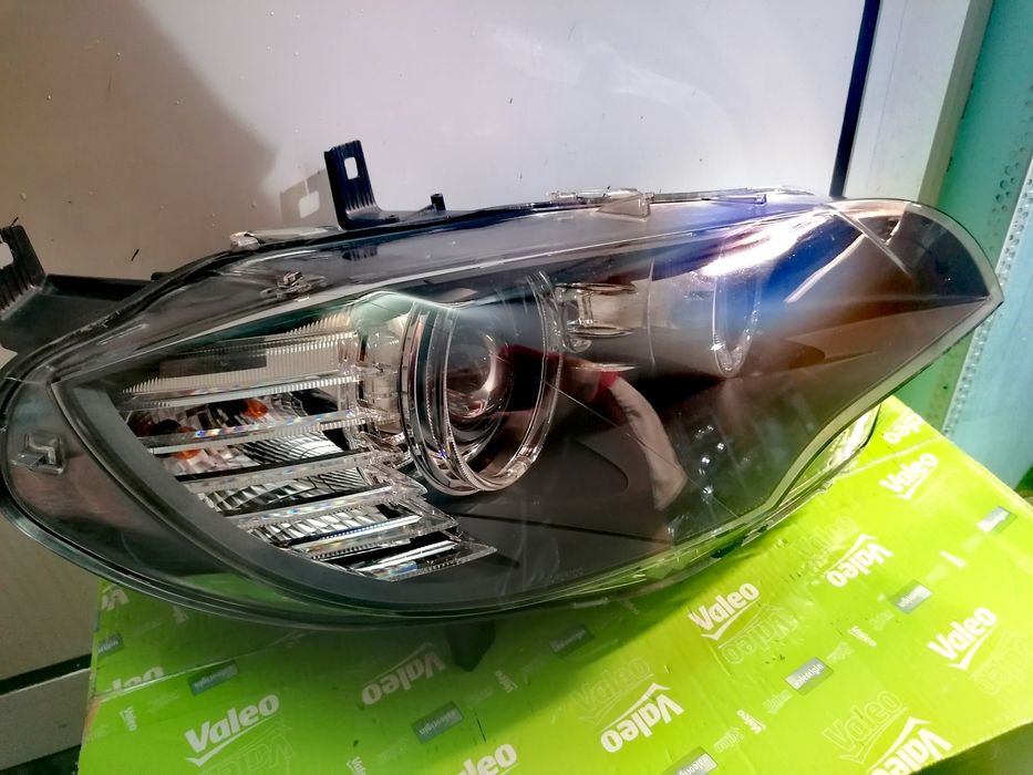 Фар Фарове за БМВ Х6 Е71 Е72 Х5 М Е70 / BMW X6 E71 E72 X5 M E70 US Lci