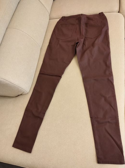 Pantaloni dama din piele grena 42 L