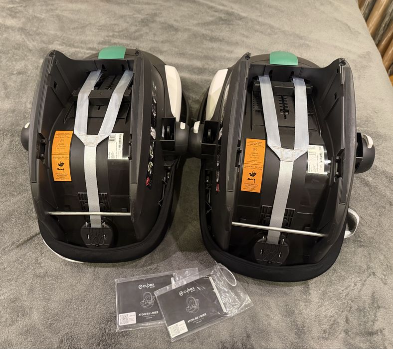 2 броя столчета за кола Cybex Aton B2 i-Size, цвят Volcano Black