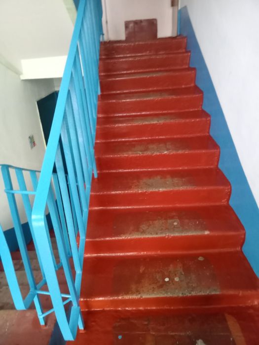 Уборка подъезда  Рудный