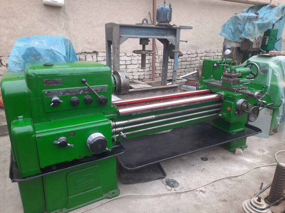 Tokarni  radiyalni severlo stanok xolar sotiladi