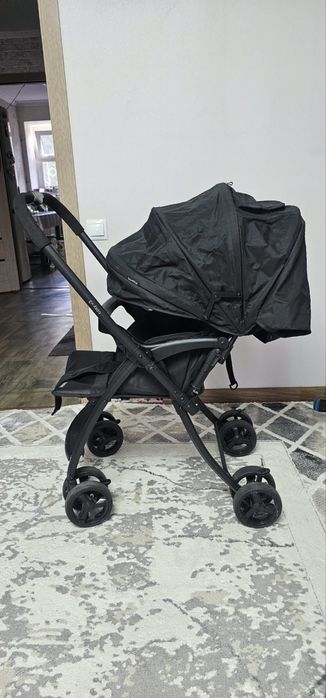 Всесезоная прогулочная коляска Tomix Cosy V3