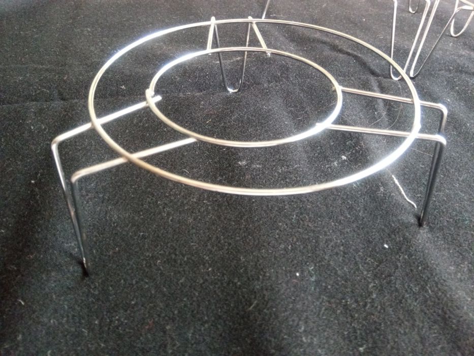 Метална подложка за горещи съдове