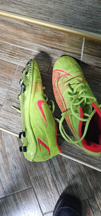 Футболни обувки NIKE