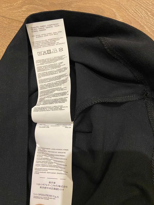 Оригинална тениска Emporio Armani, черна, размери: M, L и XL