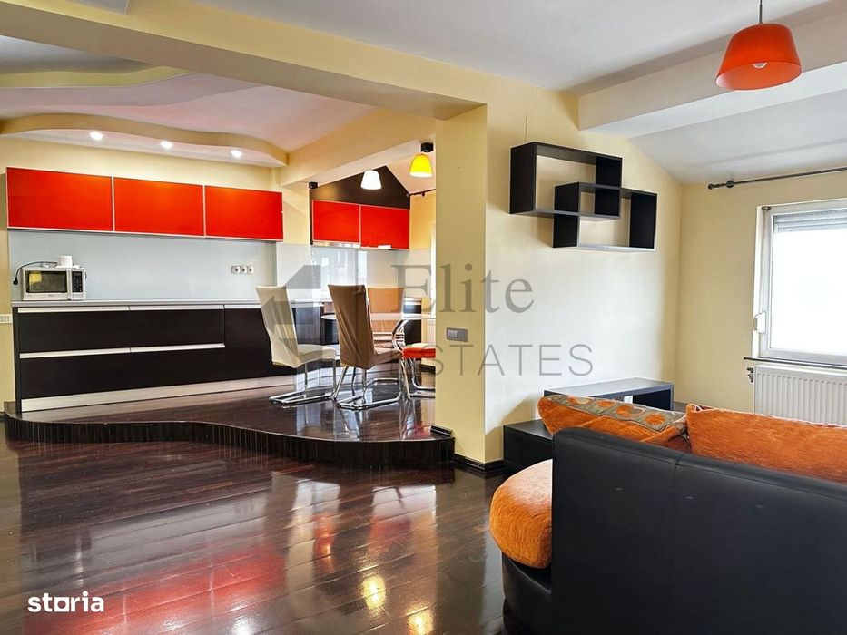 Apartament de vanzare cu 4 camere in zona Decebal