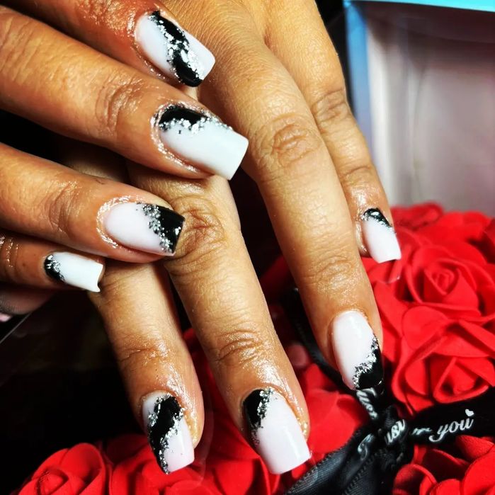 Manichiură , gel/ oja semi