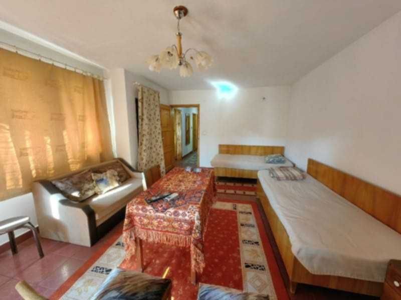 Дава се под наем Тристаен апартамент в Благоевград, Идеален център - 88 кв.м за 500 € - Снимка #4