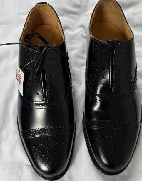 Английски мъжки обувки от естествена кожа. Произведени ръчно.