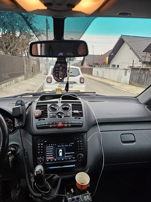 Vând Mercedes Vito an 2008 8+1