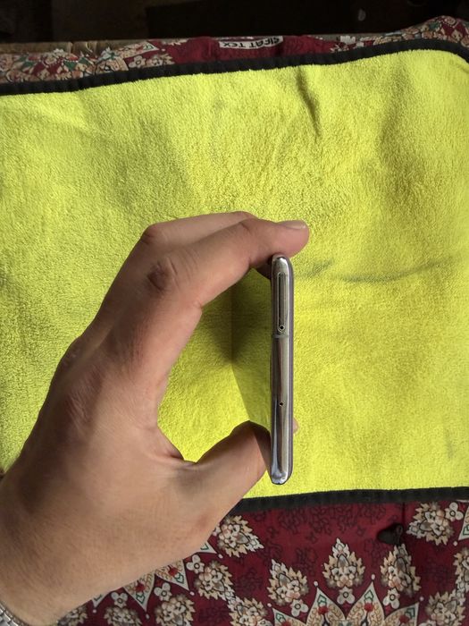 samsung s10+ 5g pamit 8.256 holati ideal iwlawi zor