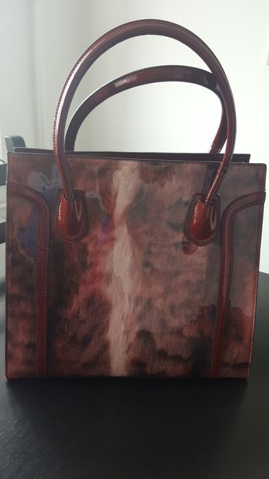 Сумка  новая, кожа-лак