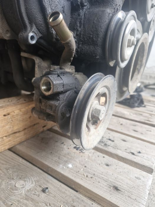 Части за  Нисан Навара D22 133кс Chasti  Nisan Navara