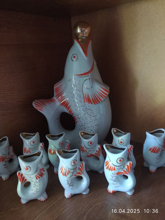 Продам сервиз коньячный набор рыбки