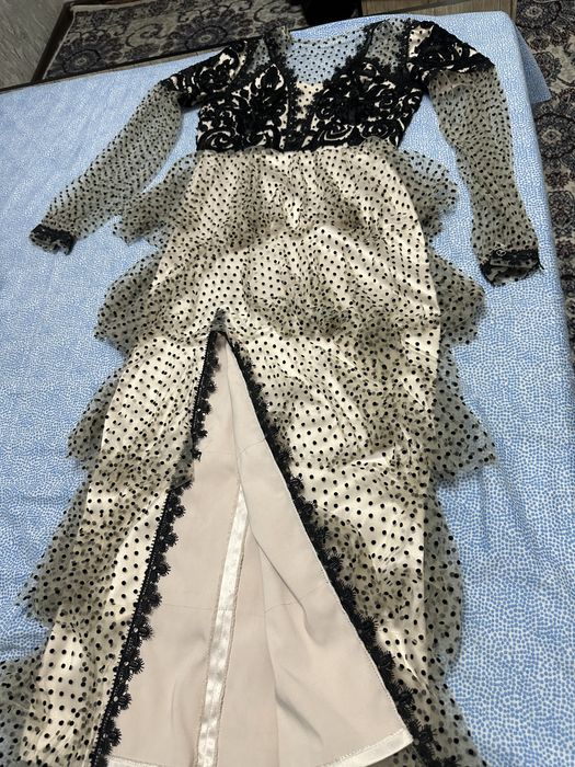 Вечерние платья отличном состоянии