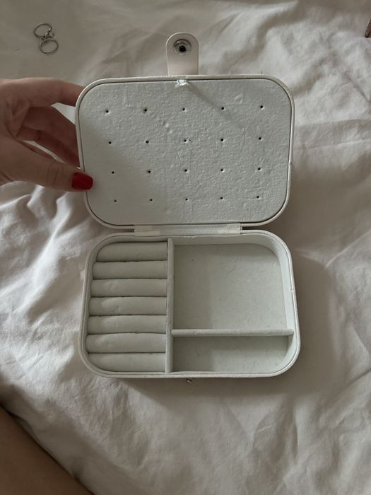 Шкатулка для украшений