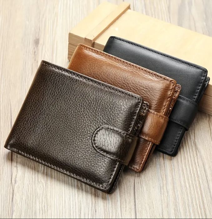 Мъжки защитени RFID кожени портфейли/Модерни и удобни в черно и кафяво