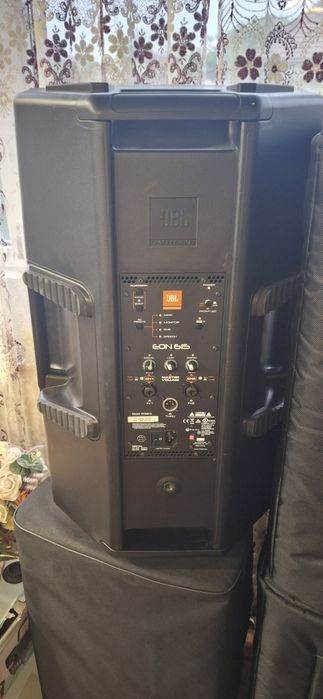 Vând 2 boxe jbl eon 615 +huse aproape noi